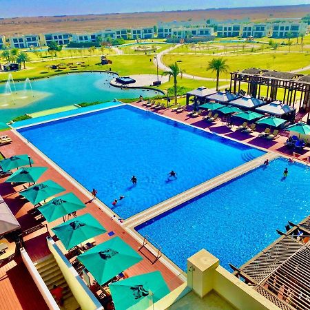 Retaj Salwa Resort & Spa Doha Eksteriør billede The pool at the Al-Jazair Resort