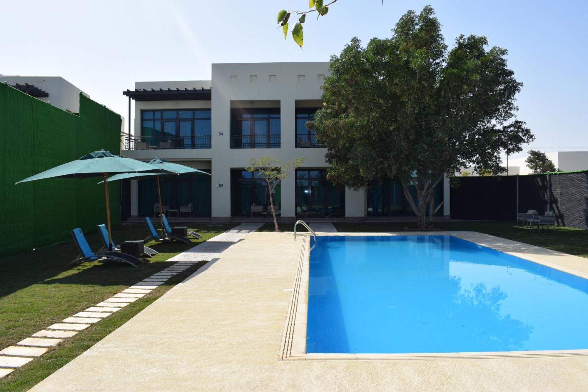 Retaj Salwa Resort & Spa Doha Eksteriør billede A villa in Al Reef