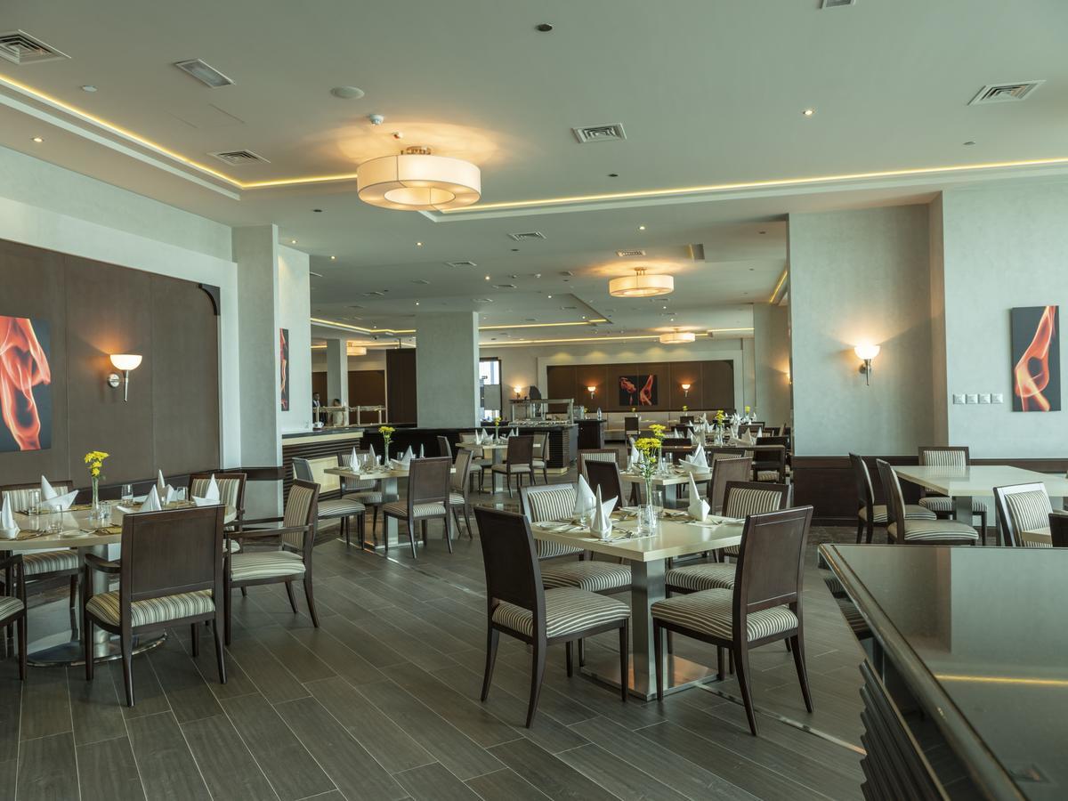 Retaj Salwa Resort & Spa Doha Eksteriør billede The restaurant