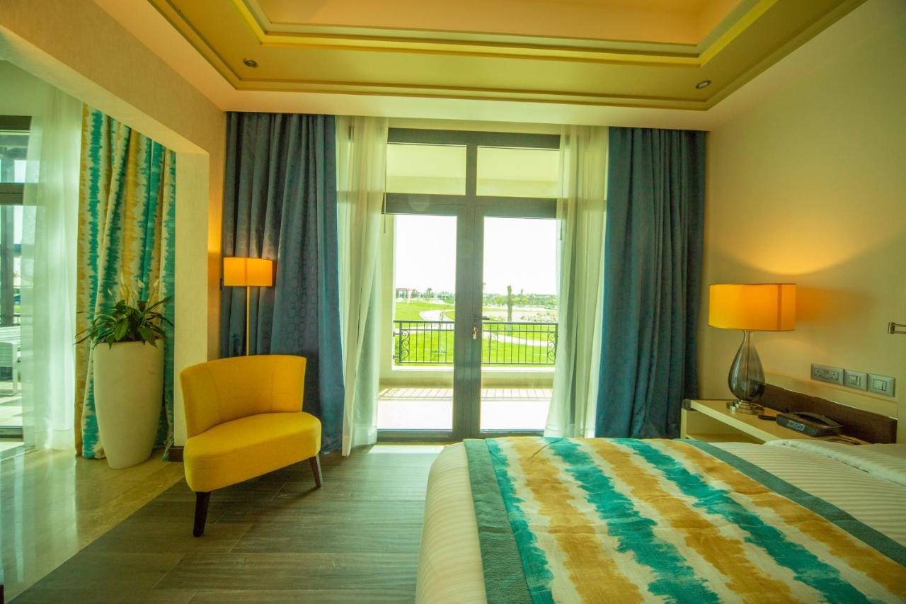 Retaj Salwa Resort & Spa Al Rayyan Eksteriør billede A bedroom at the hotel